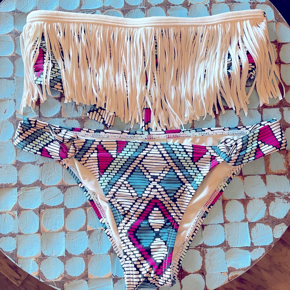 L-Space Geometric Print Bandeau Fringe Bikini size Medium